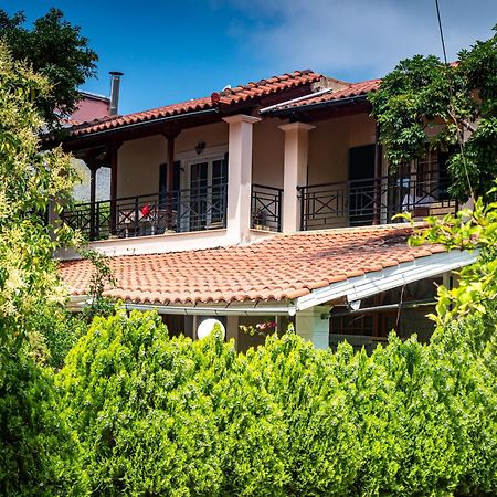 Tholeto Apartments Agios Gordios  Ngoại thất bức ảnh