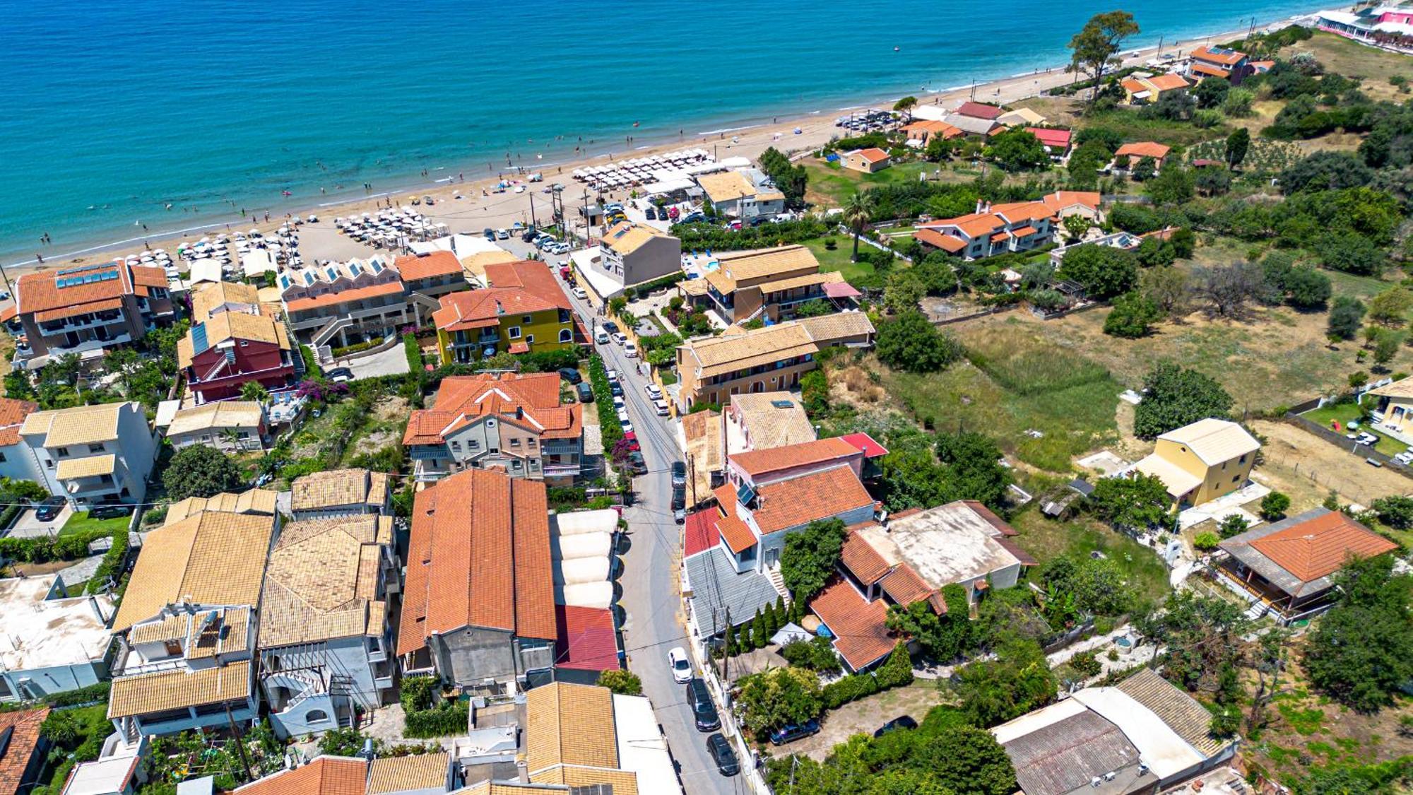 Tholeto Apartments Agios Gordios  Ngoại thất bức ảnh